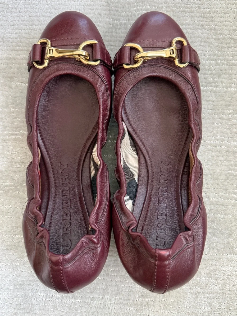 Burberry Women’s Wine Leather Ballet Flats with Gold Horsebit